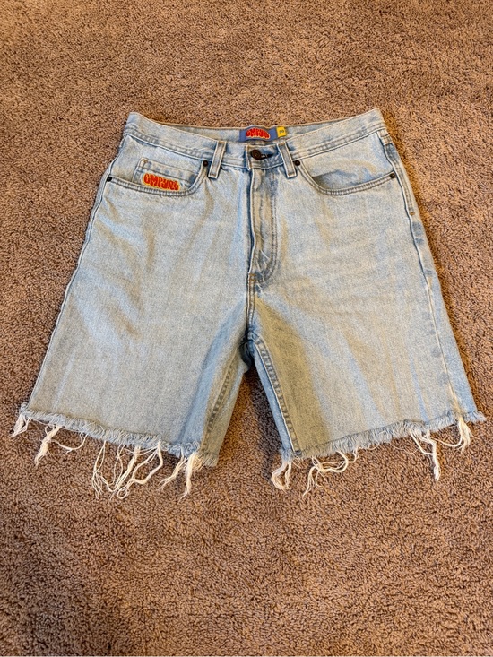Empyre Other - Empyre vintage Light Wash Denim Cutoff Shorts with Frayed Hem